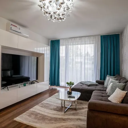 Westside Home Apartman Apartment